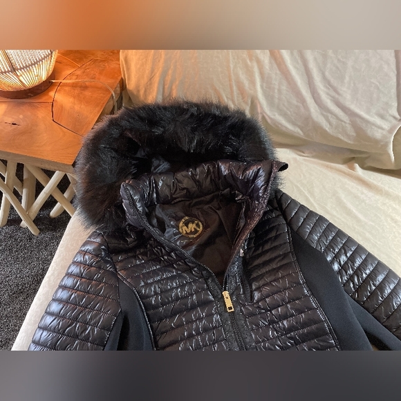 NWT Stunning Michael Kors Black MK Puffer Coat Plush Fur Designer Jacket S - 3X - Picture 5 of 14